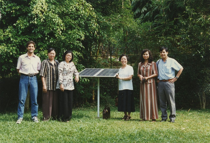 Solar Electric Light Fund (SELF)