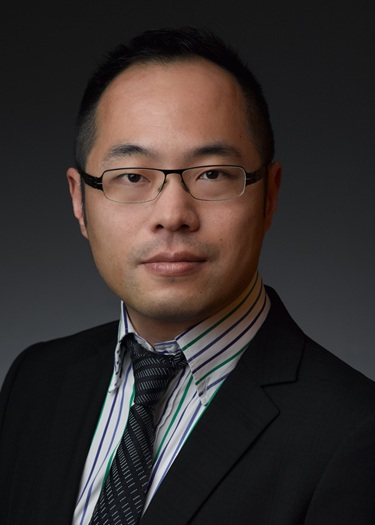 Sze, Dominic